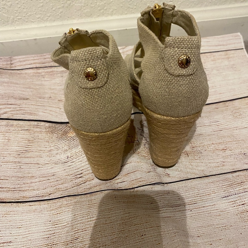 Michael Kors wedges size 7